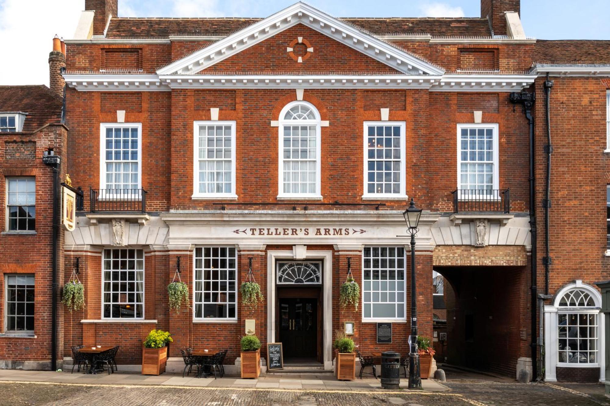 Hotel Teller'S Arms Farnham  Exterior foto